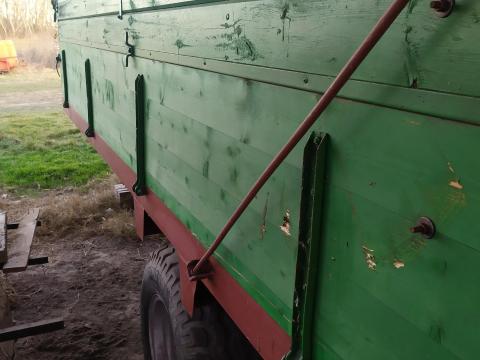 Szervestrágyaszóró Szervestrágyaszóró