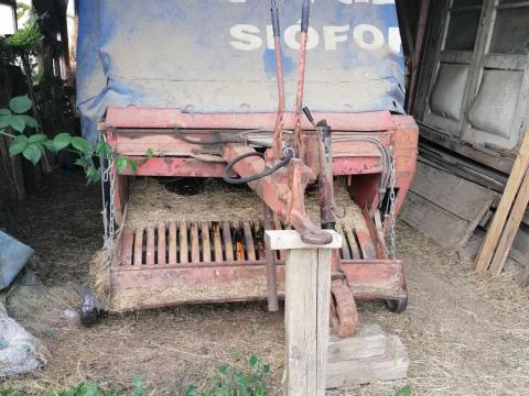 Rendfelszedő kocsi Rendfelszedő kocsi