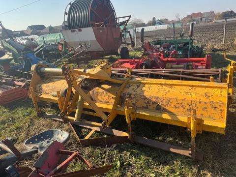 RUMPTSTAD (HOLLAND) 335 -ös TALAJMARÓ RÖGTÖRŐHENGERREL RUMPTSTAD (HOLLAND) 335 -ös TALAJMARÓ RÖGTÖRŐHENGERREL