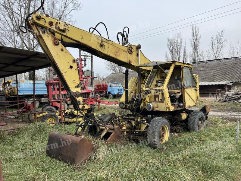 Weimar T174-2 rakodógép (MTZ-motoros)