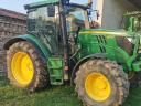 John Deere 6115 R traktor