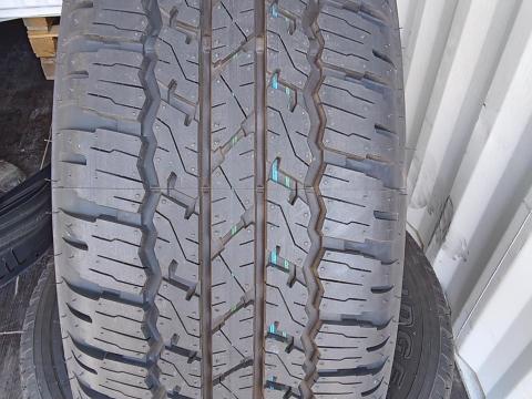 Új 265/65R17 Bridgestone Dueler A/T gumiszett eladó Új 265/65R17 Bridgestone Dueler A/T gumiszett eladó