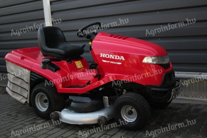 HONDA HF 2622 Fűnyíró Traktor