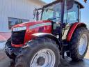 Massey Ferguson 5711M traktor