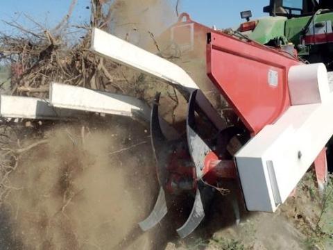 LC SR80 gyökéreltávolító gép LC SR80 gyökéreltávolító gép