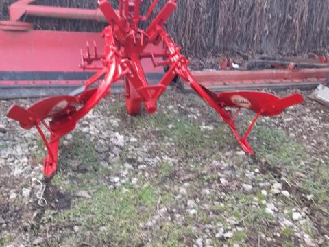 Váltvaforgató eke eladó Váltvaforgató eke eladó