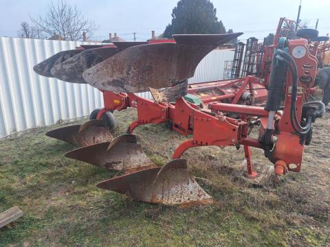 Kverneland 150 B váltvaforgatós eke Kverneland 150 B váltvaforgatós eke