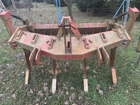 Lazító középmély Lazító középmély