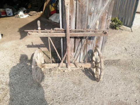 Eladó paraszt kocsi kerék! Eladó paraszt kocsi kerék!