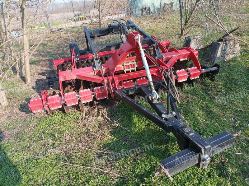 3 méteres rövidtárcsa eladó kiváló állapotban