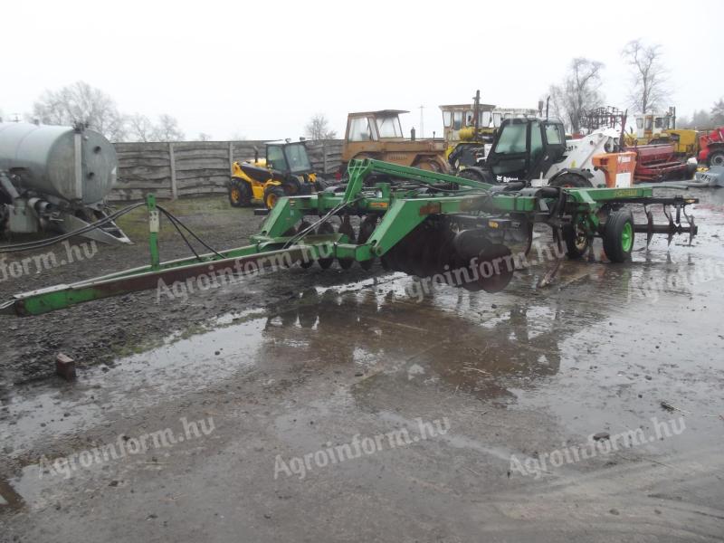 Eladó John Deere Disc Ripper 4 méter munkaszélességgel