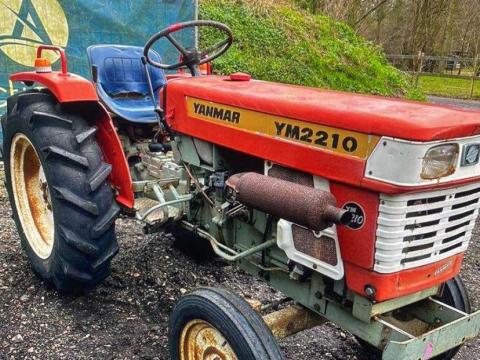 Yanmar 2210, 22 LE-s kistraktor eladó,  szinte új Yanmar 2210, 22 LE-s kistraktor eladó,  szinte új