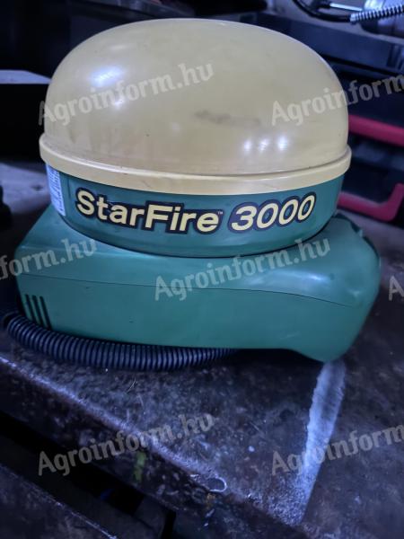 John Deere Starfire SF 3000 antenna