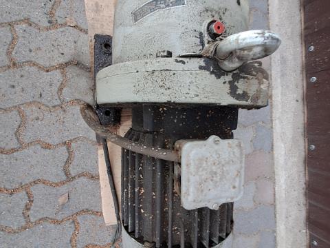 Hajtómű és villanymotor Hajtómű és villanymotor