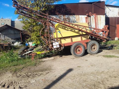 Huniper 18 méteres hidraulikusan nyitható permetező eladó Huniper 18 méteres hidraulikusan nyitható permetező eladó