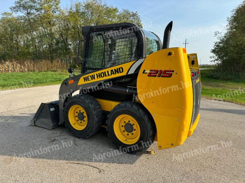 New Holland L215 csúszókerekes rakodógép