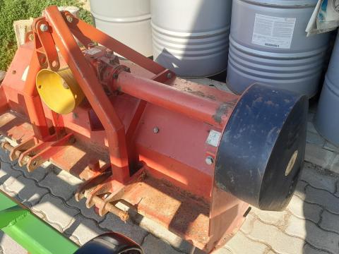 KB-401 kalapácsos mulcsozó eladó kiváló állapotban KB-401 kalapácsos mulcsozó eladó kiváló állapotban