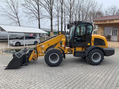 SHERPA 825T Kitológémes rakodó SHERPA 825T Kitológémes rakodó