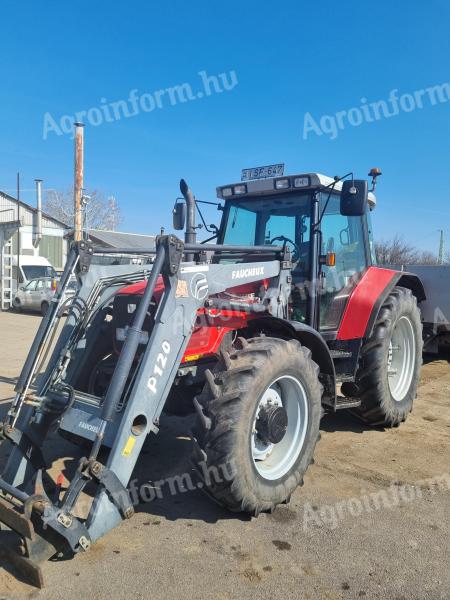 Massey Ferguson 6290 traktor homlokrakodóval