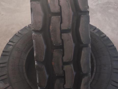 9,00R20 Rosava tömlővel (9.00R20) BCF-311 mintázat,  MTZ első,  raktárról