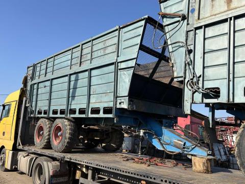 T088 silószállító letoló pótkocsi T088 silószállító letoló pótkocsi