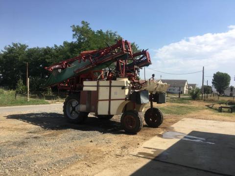 HP-01 hidas permetező – Hardi Twin Force légzsákos kerettel HP-01 hidas permetező – Hardi Twin Force légzsákos kerettel