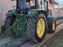 John Deere 6300 homlokrakodós traktor