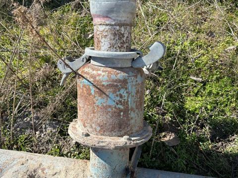 Csőkútfej lábszeleppel Csőkútfej lábszeleppel