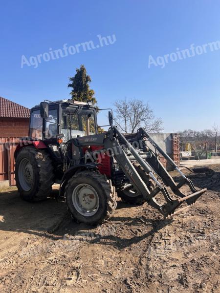 2019-es MTZ-892.2 traktor KHR 80E homlokrakodóval