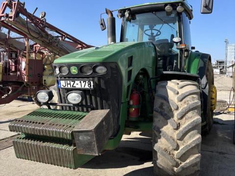 John Deere 8330 John Deere 8330