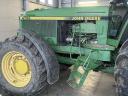 John Deere 4755 traktor