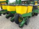 John Deere 1760