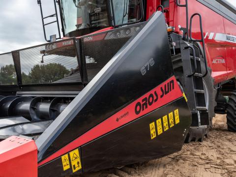 OROS SUN 8R-CSUKÓS ZÚZÓS napraforgó adapter OROS SUN 8R-CSUKÓS ZÚZÓS napraforgó adapter