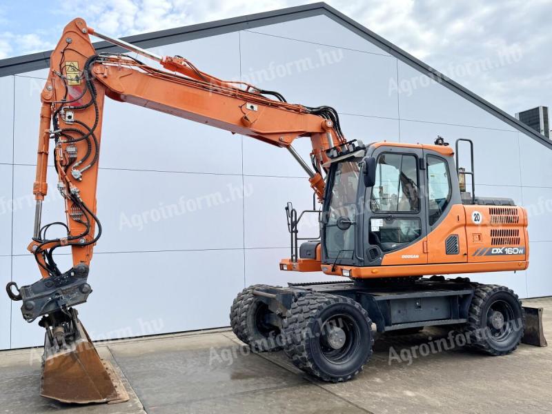 Doosan DX160W-3 Mobil Kotró / 2015 / 8 181 üzemóra / Lízing 20%-tól