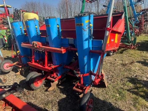 GRUSE 4 SOROS KANALAS BURGONYAVETŐGÉP,  BURGONYAÜLTETŐ,  HIDRAULIKUS BILLENŐTARTÁLLYAL GRUSE 4 SOROS KANALAS BURGONYAVETŐGÉP,  BURGONYAÜLTETŐ,  HIDRAULIKUS BILLENŐTARTÁLLYAL