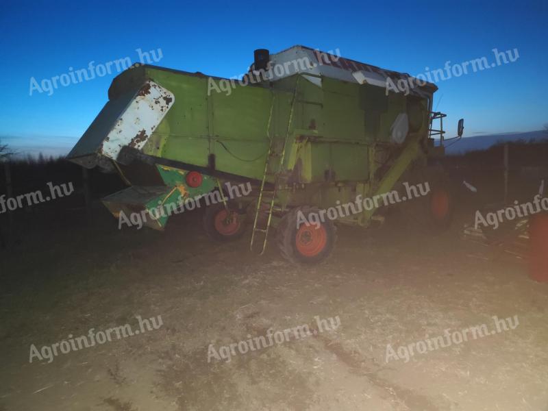 Eladó bontott Claas Dominator 106