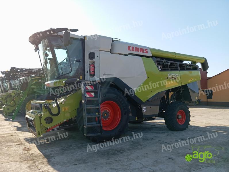 Claas Lexion 6700 - munkaóra: 320