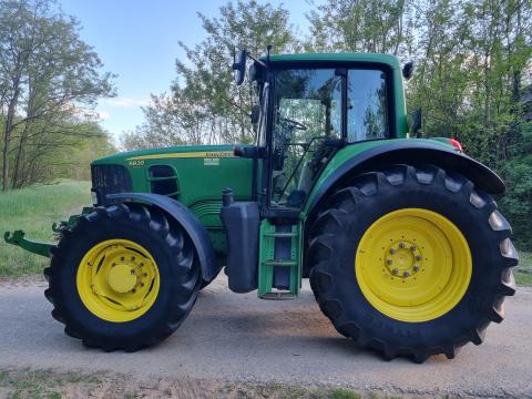 John Deere 6930 Premium Autotrac Ready John Deere 6930 Premium Autotrac Ready