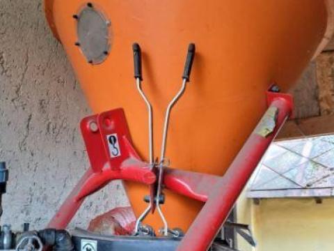 Dexwal lengyel műtrágyaszóró