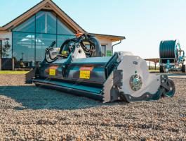 Szárzúzó, mulcsozó, erdészeti/ kalapácsos zúzó (vízszintes tengelyű, oldalkitolás) 150-240 cm / Alta XL