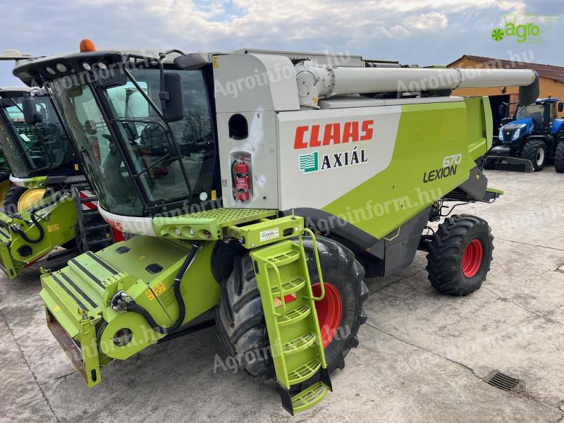 Claas Lexion 670 kombájn 1900 cséplőórával