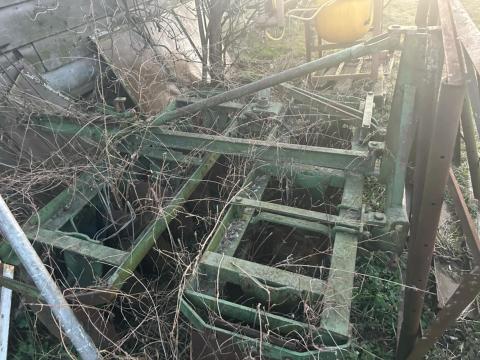 Eke tárcsa, szántóföldi permetező Eke tárcsa, szántóföldi permetező