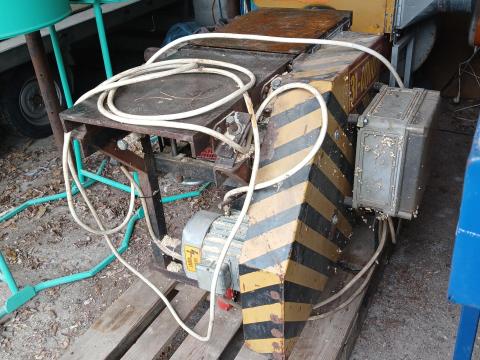 Egyengető vastagoló kombinált gyalugép Egyengető vastagoló kombinált gyalugép