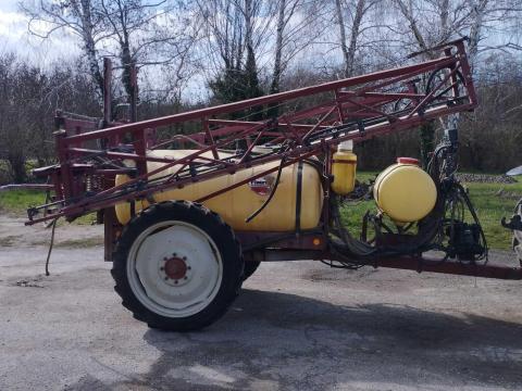 Hardi TR 2000 permetező Hardi TR 2000 permetező