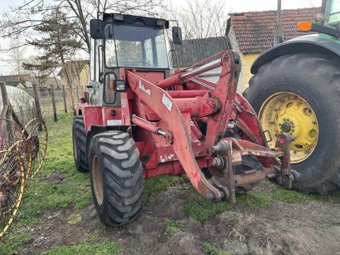 Gehl 608 homlokrakodó rakodógép Gehl 608 homlokrakodó rakodógép