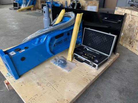 ATRPO 530 bontókalapács,  törőfej,  Skid Steer ATRPO 530 bontókalapács,  törőfej,  Skid Steer