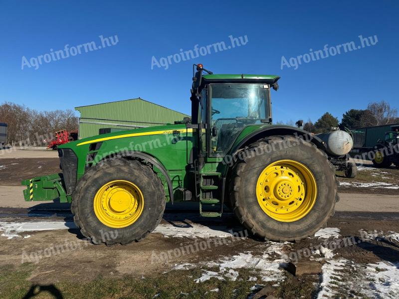 John Deere 8430 PowerShift váltóval