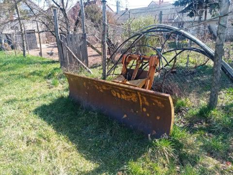 Tolólap eladó Tolólap eladó