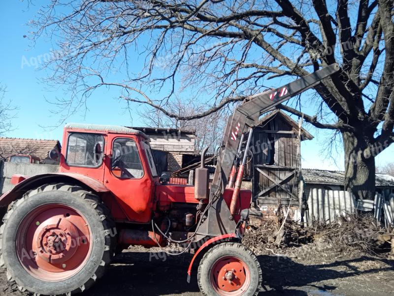 Mtz 50-es traktor rakodóval