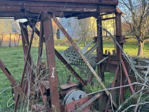 Felvonó, csörlő Felvonó, csörlő